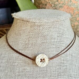 Grunge Button Choker